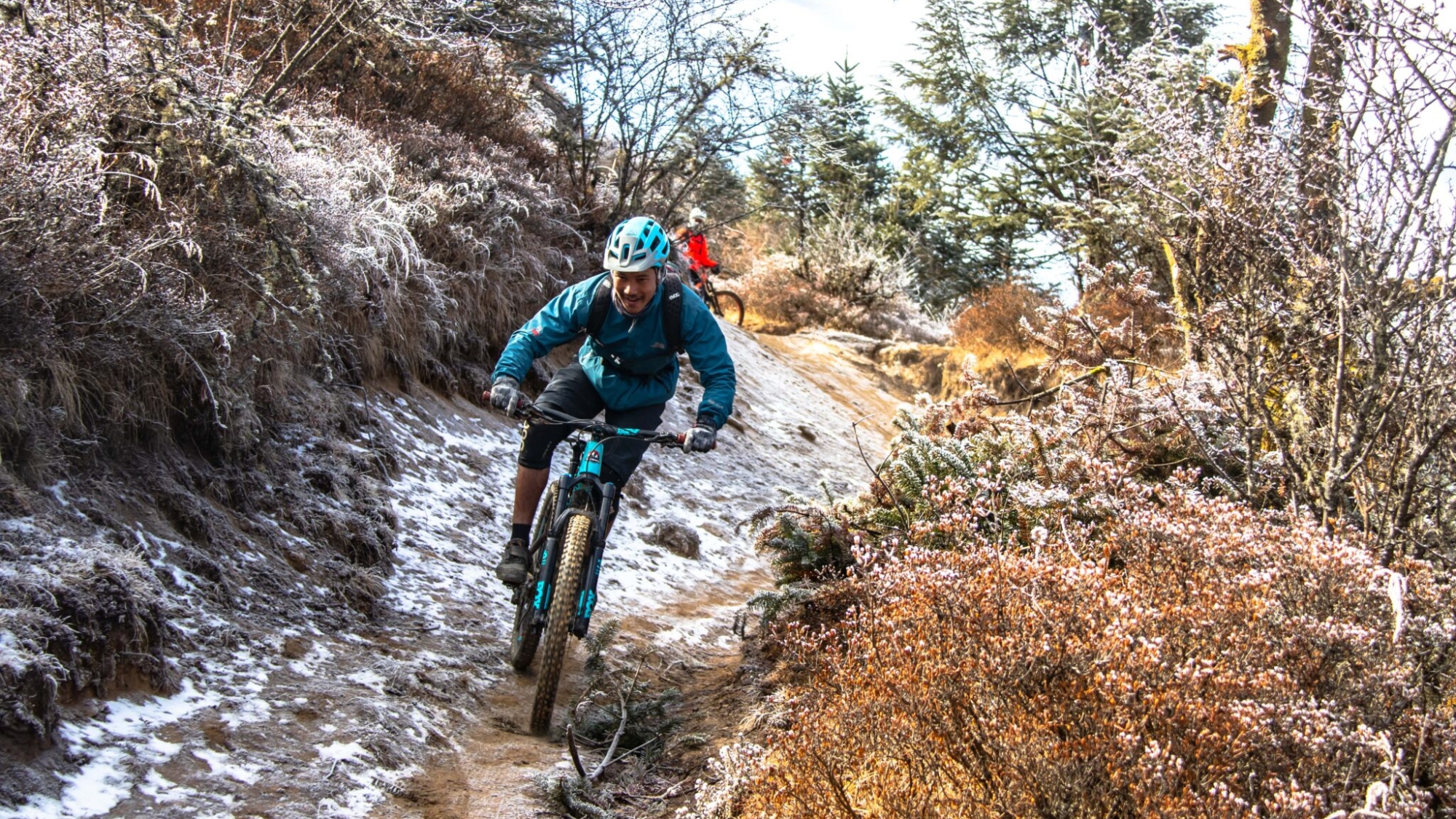 best-time-mtb-nepal-2048x1365