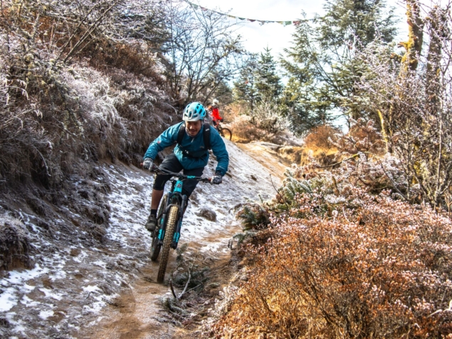 best-time-mtb-nepal-2048x1365